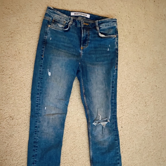 Zara Ripped Skinny Jean